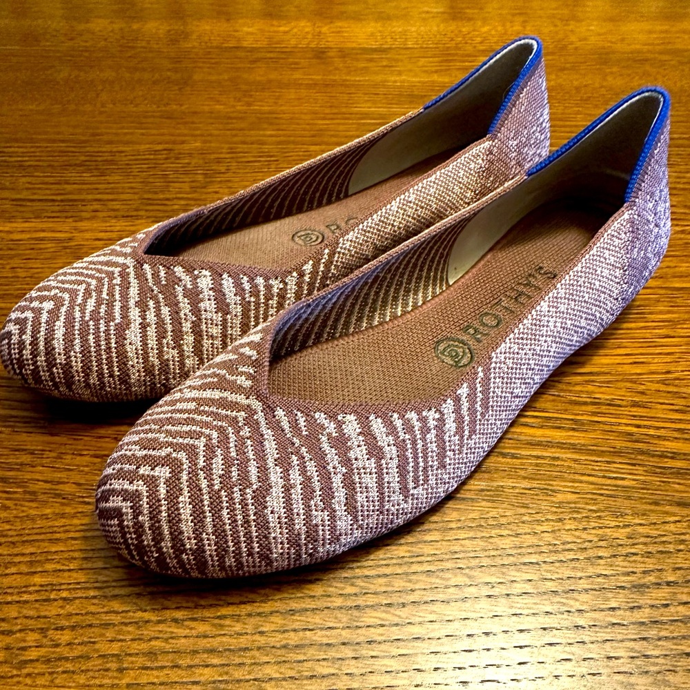 Rothy's Flats in Desert Metallic EUC Size 9.5